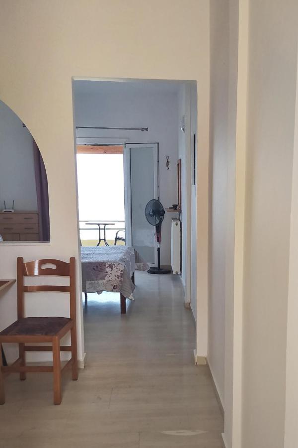 Hellmann Apartments Afión Dış mekan fotoğraf
